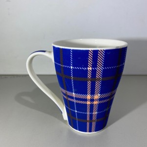 CANECA DE PORCELANATO 350ML CIM XADREX